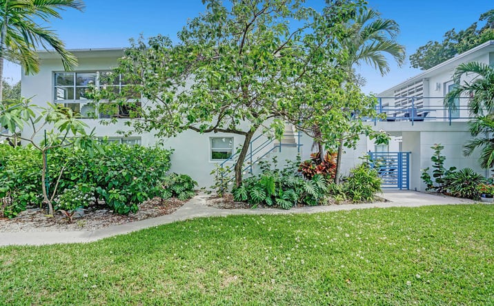 Pictures of Multifamily property located at 625 NE 13th Avenue, Fort Lauderdale, FL 33304 for sales - image #1