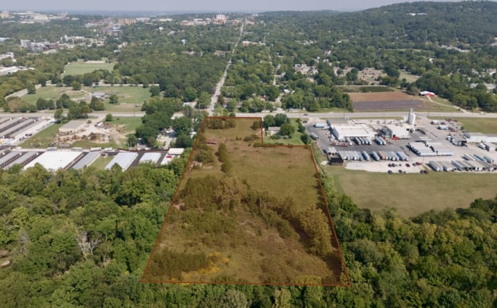 Pictures of Land property located at 123 E 15th St, Fayetteville, AR 72701 for sales - image #1
