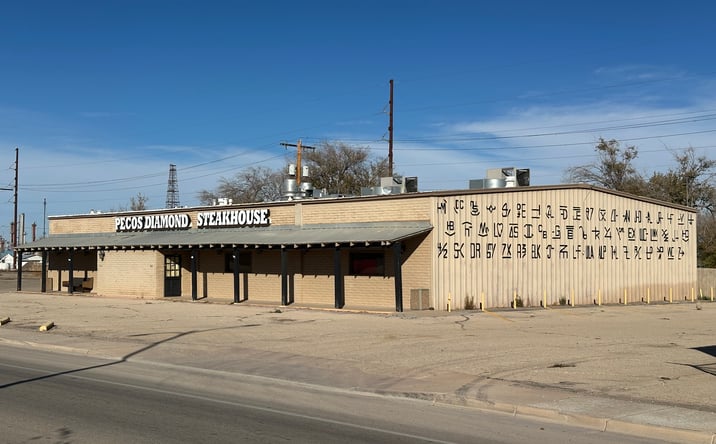 Pictures of Retail property located at 601 S 1st St, Artesia, NM 88210 for sales - image #1