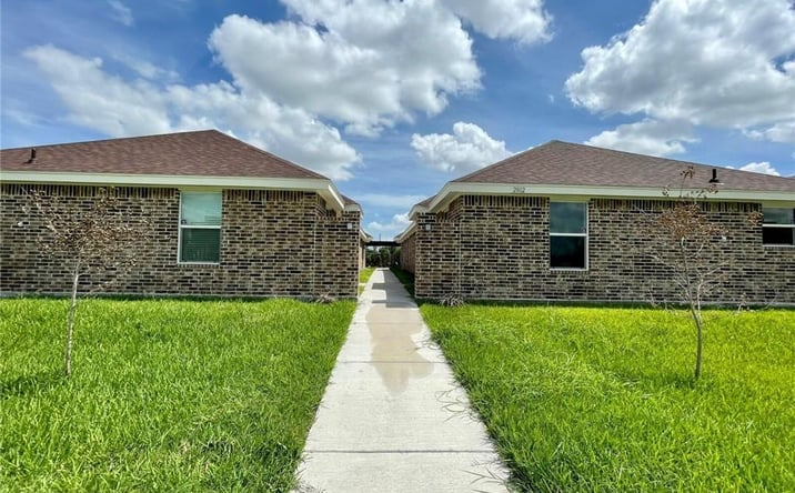 Pictures of Multifamily property located at 2802 Primrose Avenue, Edinburg, TX 78541 for sales - image #1