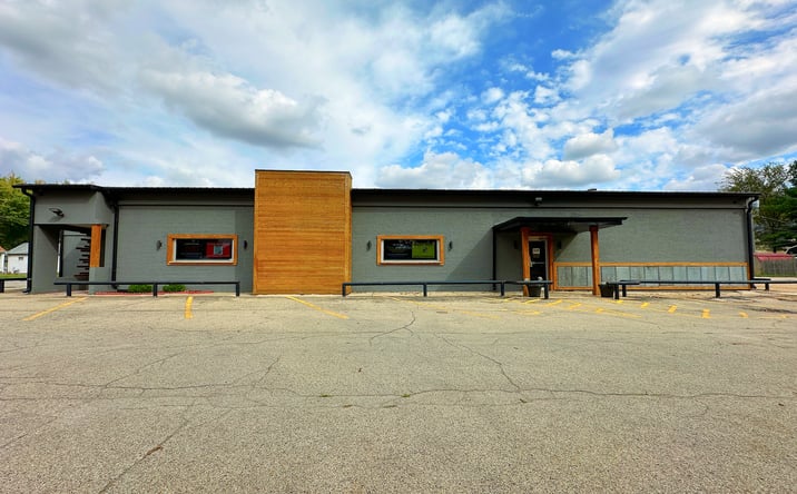 Pictures of Mixed Use, Office, Retail property located at 201 E 12th Street, Streator, IL 61364 for sales - image #1