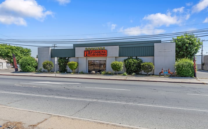 Pictures of Retail property located at 2309 E Tulare Ave, Tulare, CA 93274 for sales - image #1