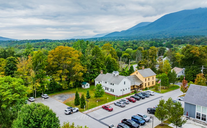 Pictures of Office, Retail property located at 114 Cemetery Ave, Manchester, VT 05255 for sales - image #1