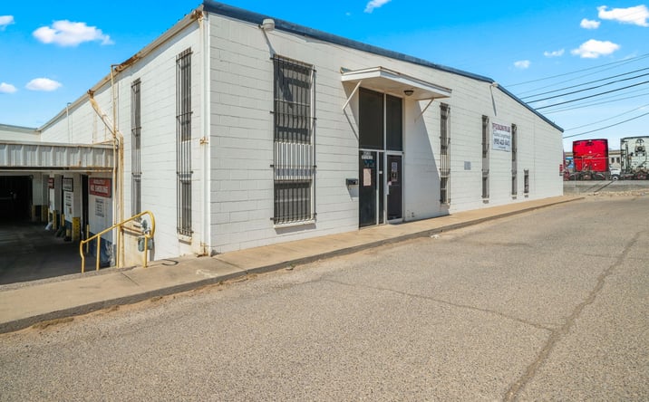 Pictures of Industrial property located at 6830 Industrial Ave, El Paso, TX 79915 for sales - image #1