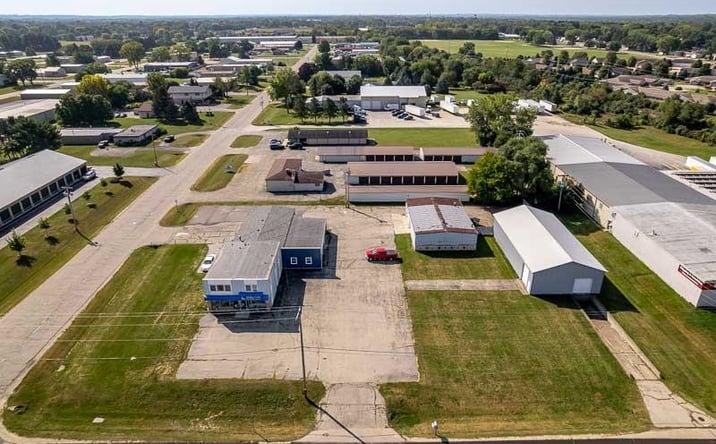 Pictures of Retail, Office, Industrial property located at 1150 E Inman Parkway, Beloit, WI 53511 for sales - image #1