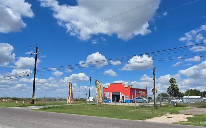 Pictures of Office, Retail property located at 6128 Mile 5, Mission, TX 78574 for sales - image #1