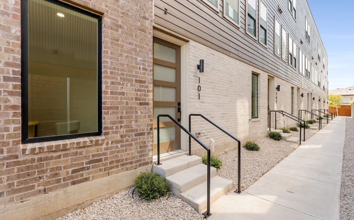 Pictures of Multifamily property located at 2015 N Prairie Avenue, Dallas, TX 75204 for sales - image #1
