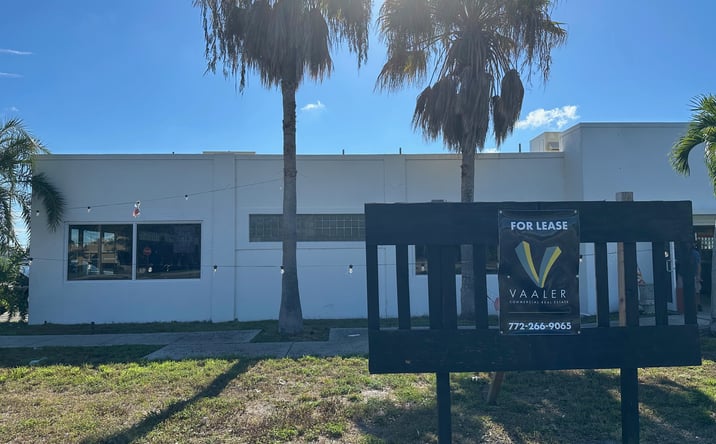 Pictures of Industrial, Retail property located at 1102 S US Hwy 1, Fort Pierce, FL 34950 for sales - image #1