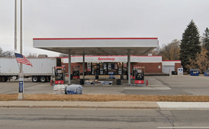 Pictures of Retail property located at 1422 Broadway St, Alexandria, MN 56308 for sales - image #1