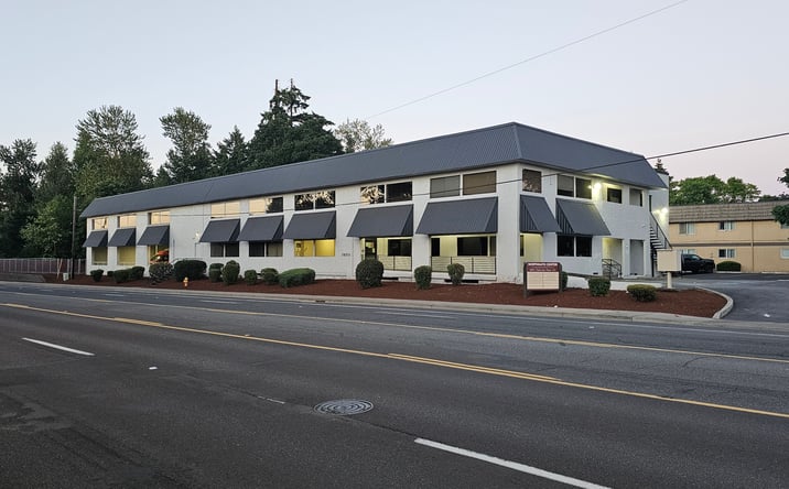 Pictures of Office property located at 3850 Portland Rd NE, Salem, OR 97301 for sales - image #1