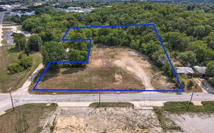 Pictures of Land property located at 215 S Hawthorne Street, Sapulpa, OK 74066 for sales - image #1