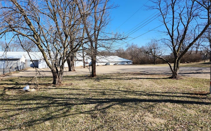 Pictures of Retail, Office, Mixed Use, Land property located at 6338 Spencer Road, Desloge, MO 63601 for sales - image #1