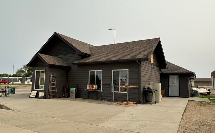 Pictures of Office, Retail property located at 325 SE 4th Street, Madison, SD 57042 for sales - image #1