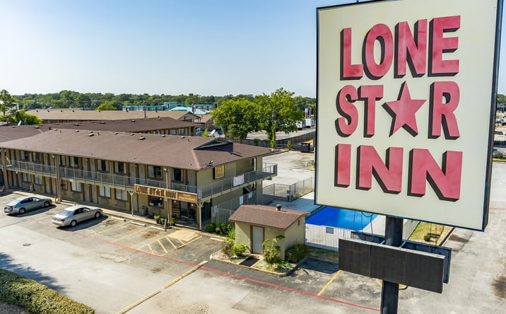 Pictures of Hospitality property located at 3236 W Gentry Pkwy, Tyler, TX 75702 for sales - image #1