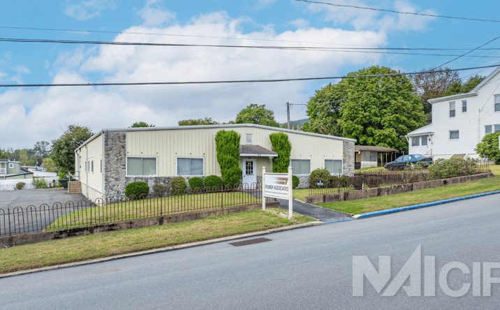 Pictures of Industrial property located at 22 S Yohe St, Tower City, PA 17980 for sales - image #1