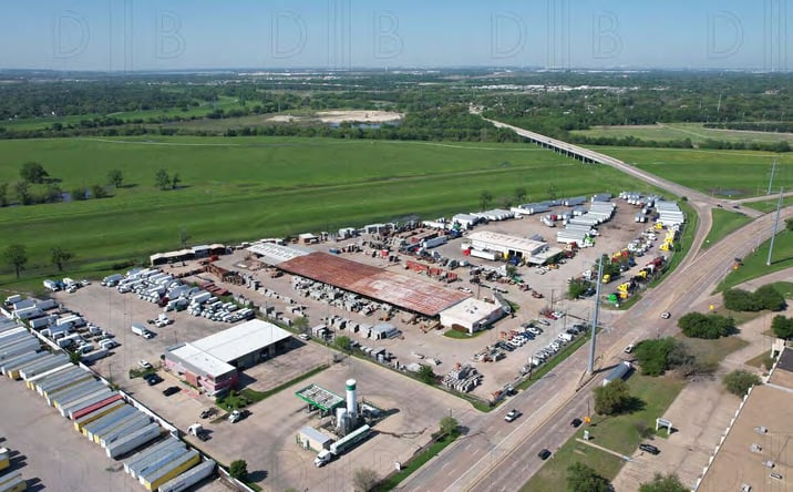 Pictures of Office, Industrial property located at 4700 Irving Blvd, Dallas, TX 75247 for sales - image #1