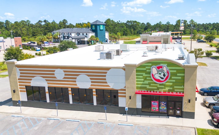 Pictures of Retail property located at 3221 E Prien Lake Rd, Lake Charles, LA 70615 for sales - image #1