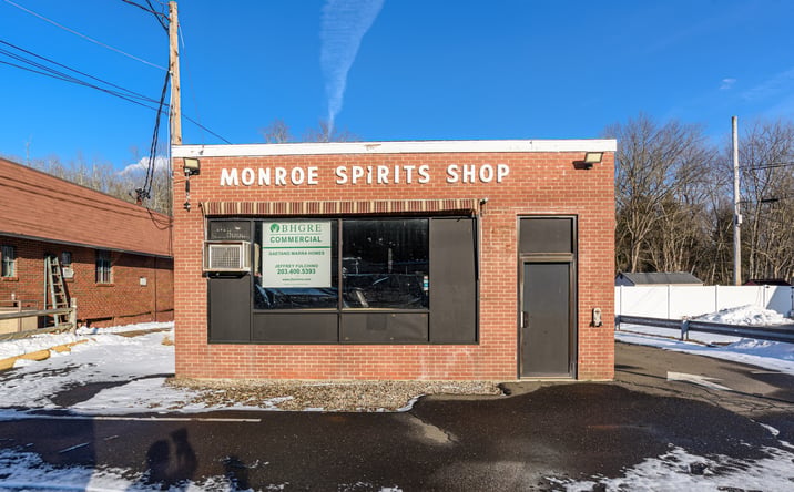 Pictures of Mixed Use, Office, Retail property located at 176 Main St, Monroe, CT 06468 for sales - image #1