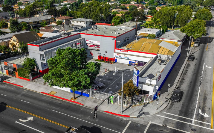 Pictures of Retail property located at 9201 California Ave, South Gate, CA 90280 for sales - image #1