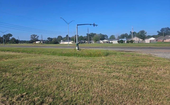 Pictures of Industrial property located at 5651 A HIGHWAY 165, Monroe, LA 71203 for sales - image #1