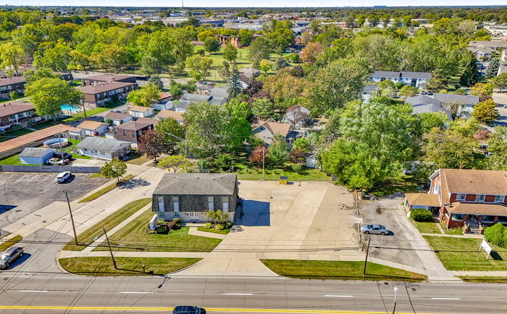 Pictures of Office property located at 30401 Utica Road, Roseville, MI 48066 for sales - image #1