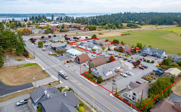 Pictures of Mixed Use, Office, Retail property located at 107 S Main St, Coupeville, WA 98239 for sales - image #1