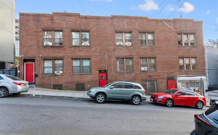 Pictures of Mixed Use, Multifamily property located at 127 Highland Ave, Yonkers, NY 10705 for sales - image #1
