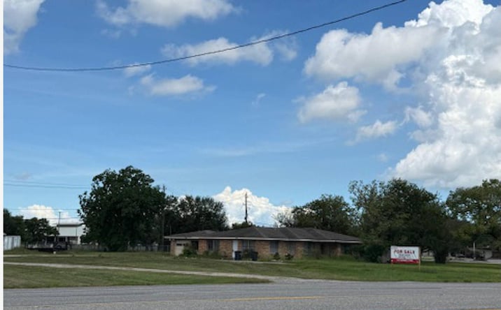 Pictures of Mixed Use, Mobile Home Park, Self Storage, Special Purpose property located at 10230 Hwy 6, Hitchcock, TX 77563 for sales - image #1