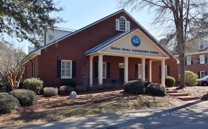 Pictures of Office property located at 204 N Westover Blvd, Albany, GA 31707 for sales - image #1