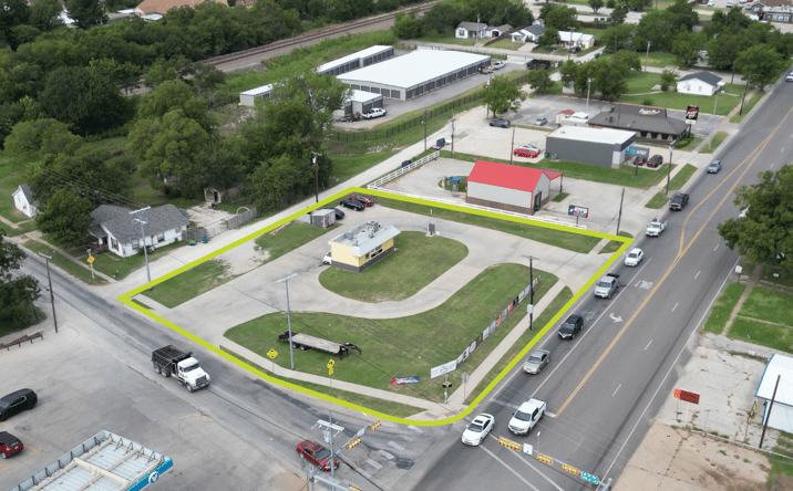 Pictures of Land property located at 416 E Wise St, Bowie, TX 76230 for sales - image #1