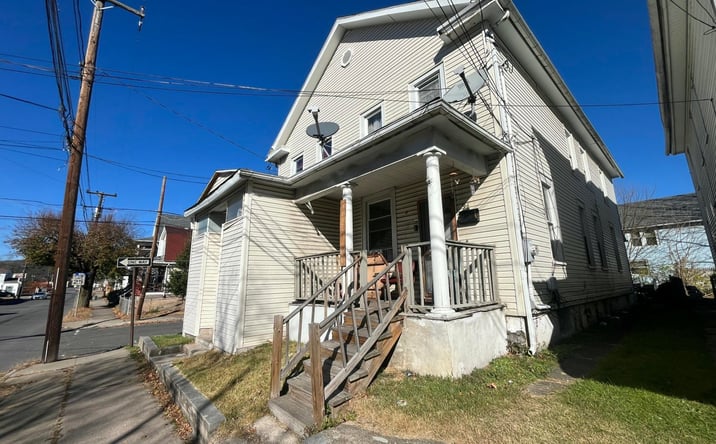 Pictures of Multifamily property located at 94 Oxford St, Wilkes-Barre, PA 18706 for sales - image #1