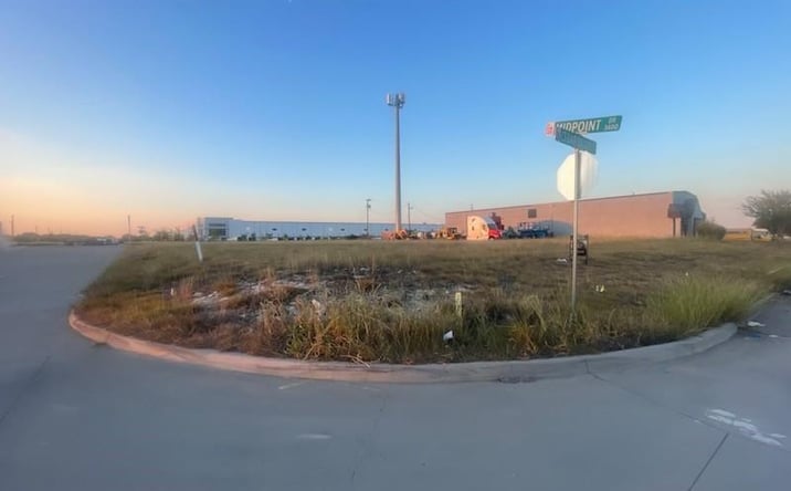 Pictures of Land property located at 1031 Cedar Valley Drive, Lancaster, TX 75134 for sales - image #1
