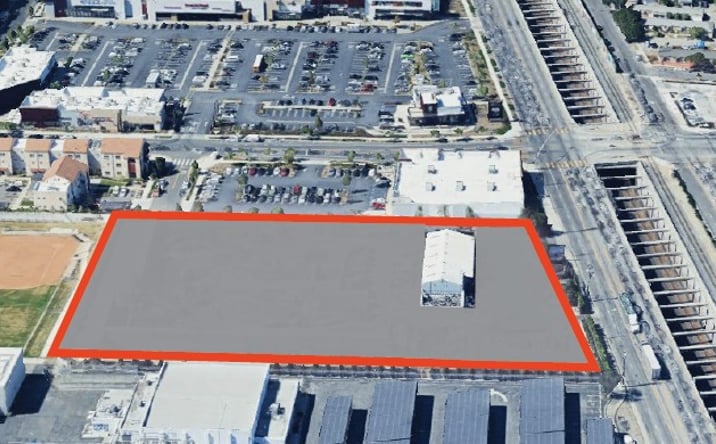 Pictures of Industrial property located at 10019 - 10047 S. Alameda Street, Los Angeles, CA 90002 for sales - image #1