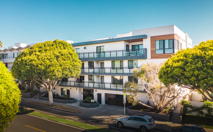 Pictures of Multifamily property located at 1115 14th St, Santa Monica, CA 90403 for sales - image #1