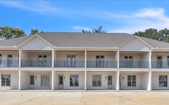 image of property at 96 - 112 BREEZEWAY COVE Columbus MS 39701