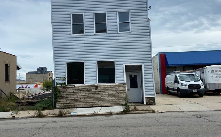 Pictures of Mixed Use, Office, Retail property located at 610 Oregon St, Oshkosh, WI 54902 for sales - image #1