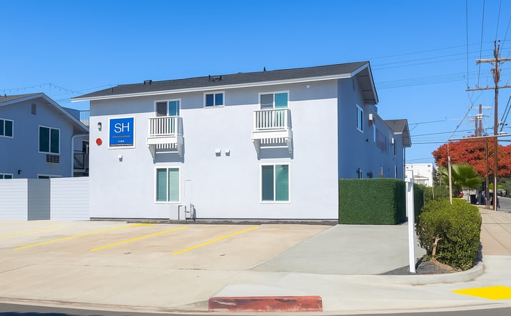 Pictures of Multifamily property located at 1478 Hornblend Street, San Diego, CA 92109 for sales - image #1
