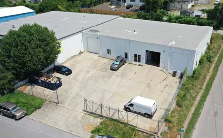 Pictures of Office, Industrial property located at 2219 Dunn Ave, Nashville, TN 37210 for sales - image #1