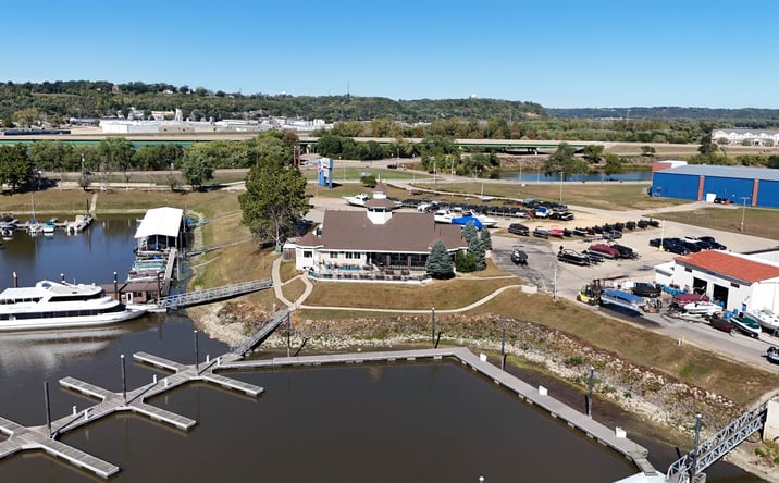 Pictures of Business for Sale property located at 1630 E 16th EXT, Dubuque, IA 52001 for sales - image #1