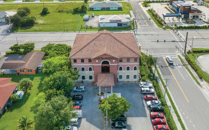 Pictures of Office property located at 326 Del Prado Blvd N, Cape Coral, FL 33909 for sales - image #1