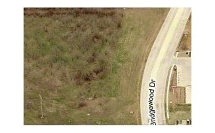 Pictures of Land property located at 900-944 Bridgewood Drive,, Fort Worth, TX 76112 for sales - image #1
