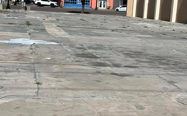 Pictures of Retail property located at 321 S Main St, Perryton, TX 79070 for sales - image #1