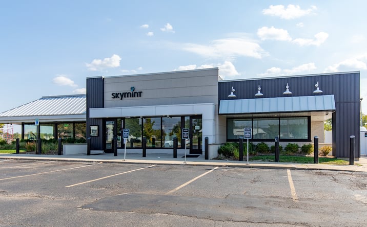 Pictures of Retail property located at 4405 Pierson Rd, Flint, MI 48504 for sales - image #1