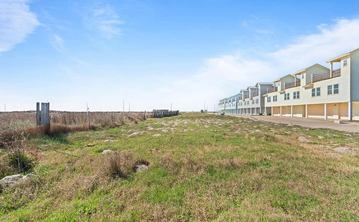 Pictures of Land property located at 0 W Palm Beach Rd, Corpus Christi, TX 78373 for sales - image #1