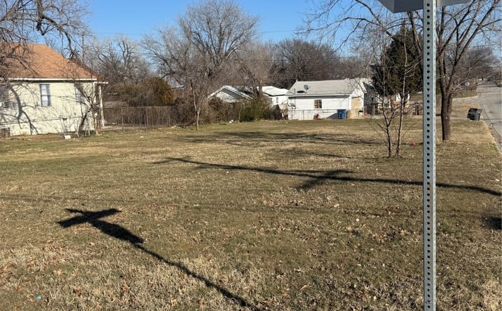 Pictures of Land property located at 1401 N Yale Avenue, Tulsa, OK 74115 for sales - image #1