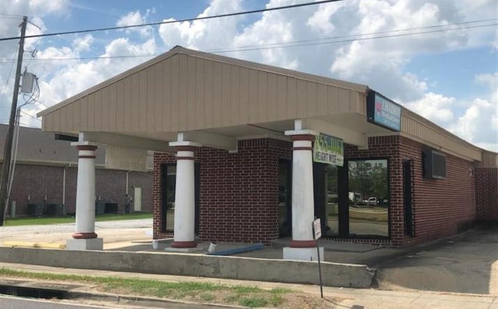Pictures of Business for Sale property located at 237 SAM HOUSTON JONES Parkway, Lake Charles, LA 70611 for sales - image #1