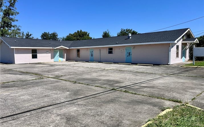 Pictures of Business for Sale, Retail, Special Purpose, Office, Land property located at 2129 Mill Street, Lake Charles, LA 70601 for sales - image #1