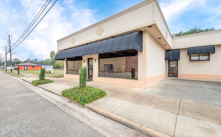 Pictures of Industrial property located at 300-322 BUFORD Street, Elba, AL 36323 for sales - image #1