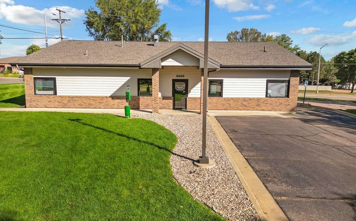 Pictures of Office property located at 3400 S Holbrook Ave, Sioux Falls, SD 57106 for sales - image #1