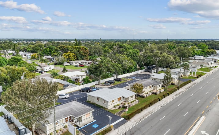 Pictures of Office property located at 11569 - 11621 Seminole Blvd., Seminole, FL 33778 for sales - image #1